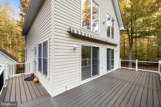 a view of a kitchen with a stove