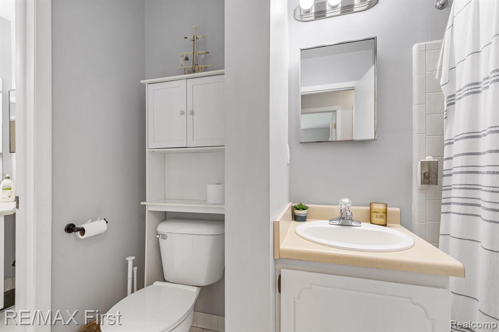 798 Oak Brook Ridge Drive Rochester Hills, MI 48307 - Photo 22 of 29
