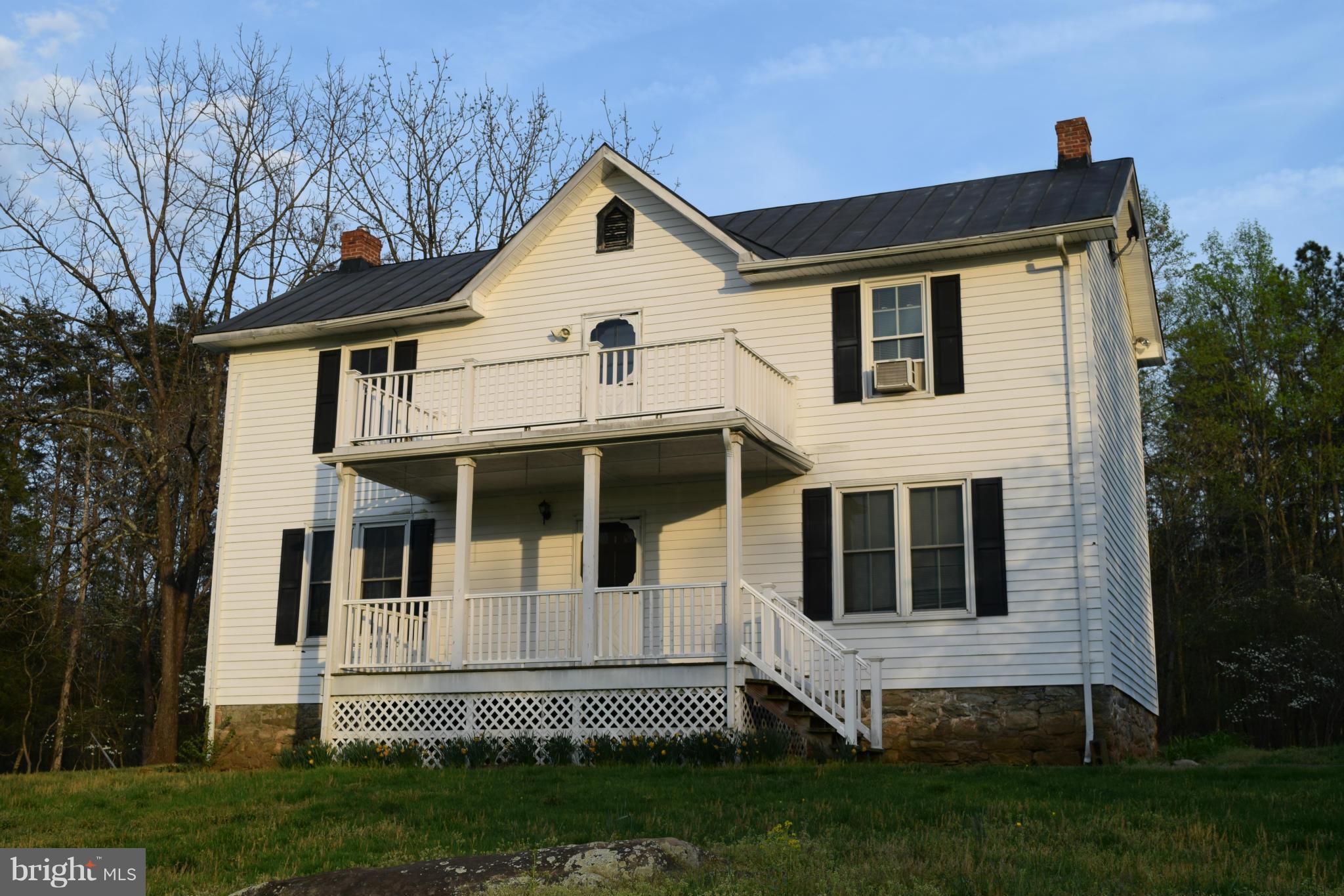 110 Persistence Lane Castleton, VA 22716 - Photo 2 of 24 a view of house with a yard