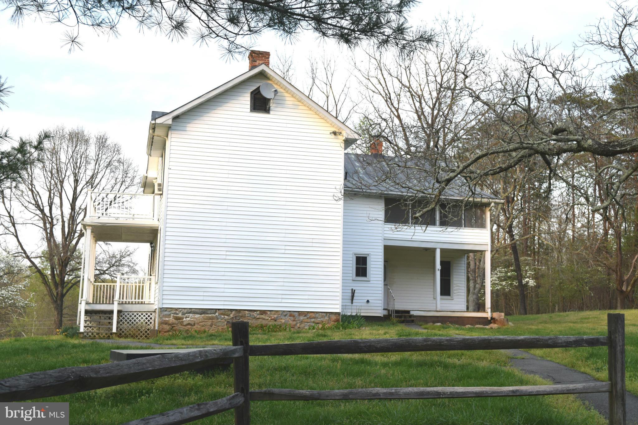 110 Persistence Lane Castleton, VA 22716 - Photo 11 of 24 a front view of a house with a yard