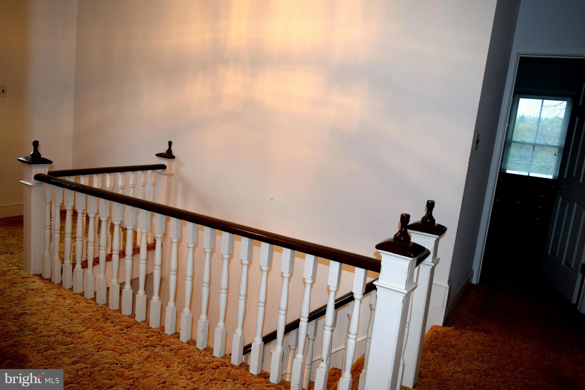 110 Persistence Lane Castleton, VA 22716 - Photo 19 of 24 a view of a hallway