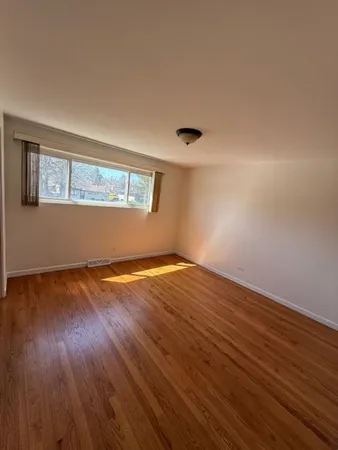 $389,000 | 939 South Grace Street, Lombard, IL 60148