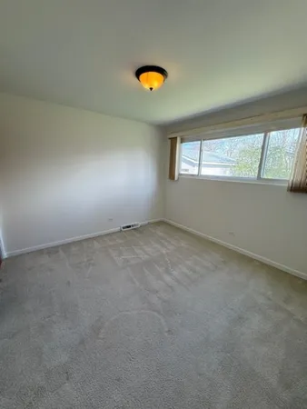 $389,000 | 939 South Grace Street, Lombard, IL 60148