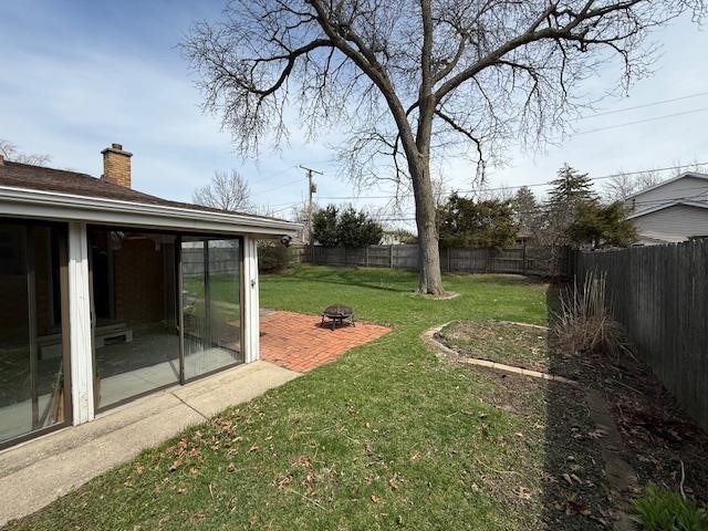 939 South Grace Street Lombard, IL 60148 - Photo 23 of 26 a view of backyard with green space