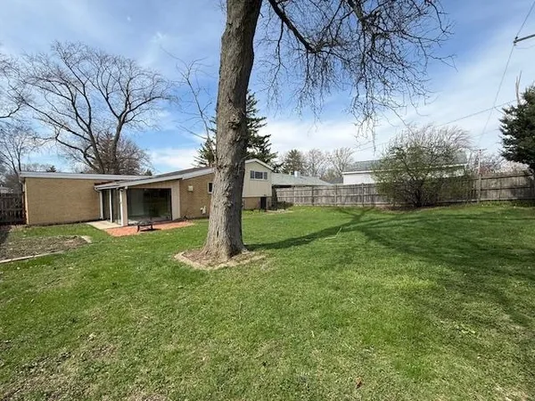 $389,000 | 939 South Grace Street, Lombard, IL 60148