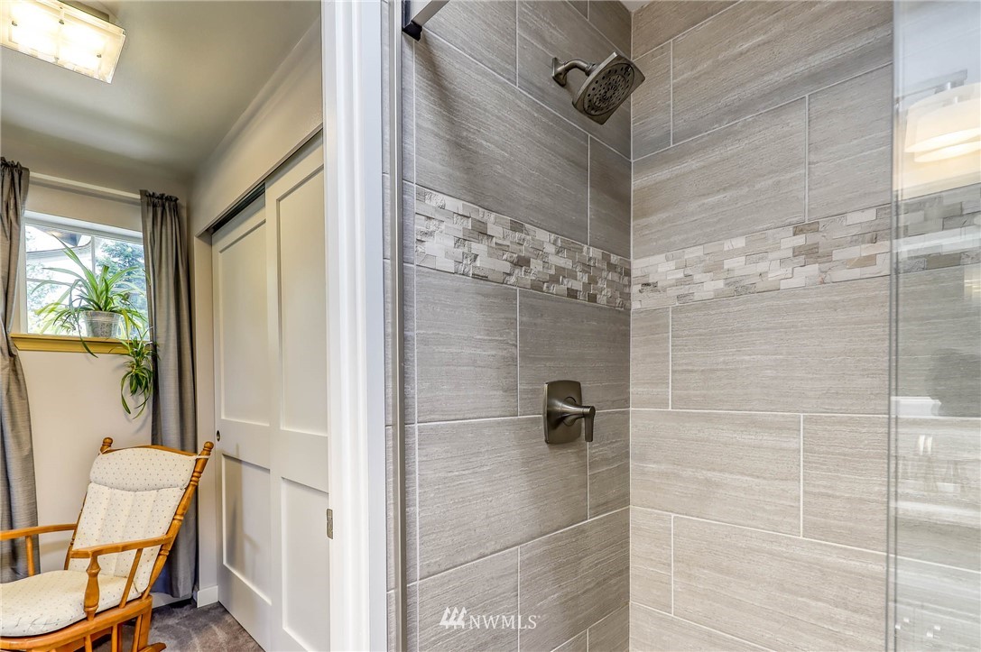 26418 Barrett Road Northeast Kingston, WA 98346 - Photo 26 of 34 Gallery Image 26