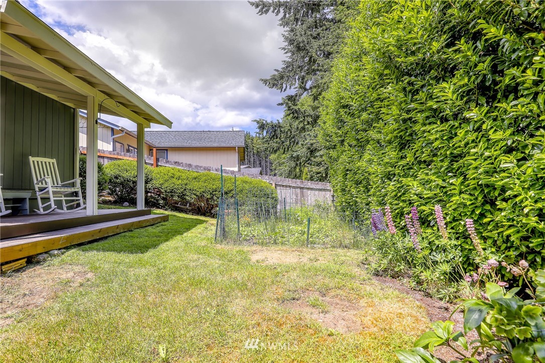 26418 Barrett Road Northeast Kingston, WA 98346 - Photo 32 of 34 Gallery Image 32