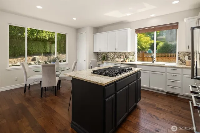 $950,000 | 16148 Parkside Way Southeast, Renton, WA 98058