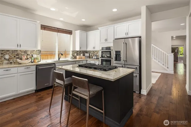 $950,000 | 16148 Parkside Way Southeast, Renton, WA 98058