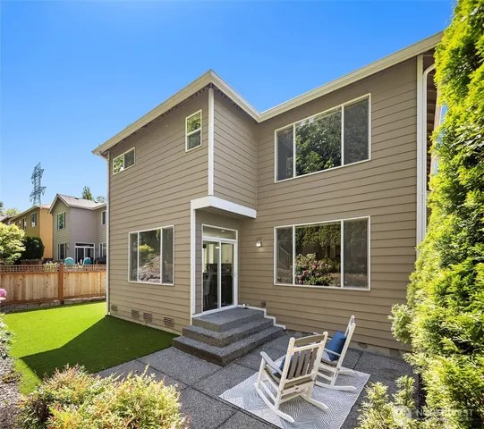 $950,000 | 16148 Parkside Way Southeast, Renton, WA 98058