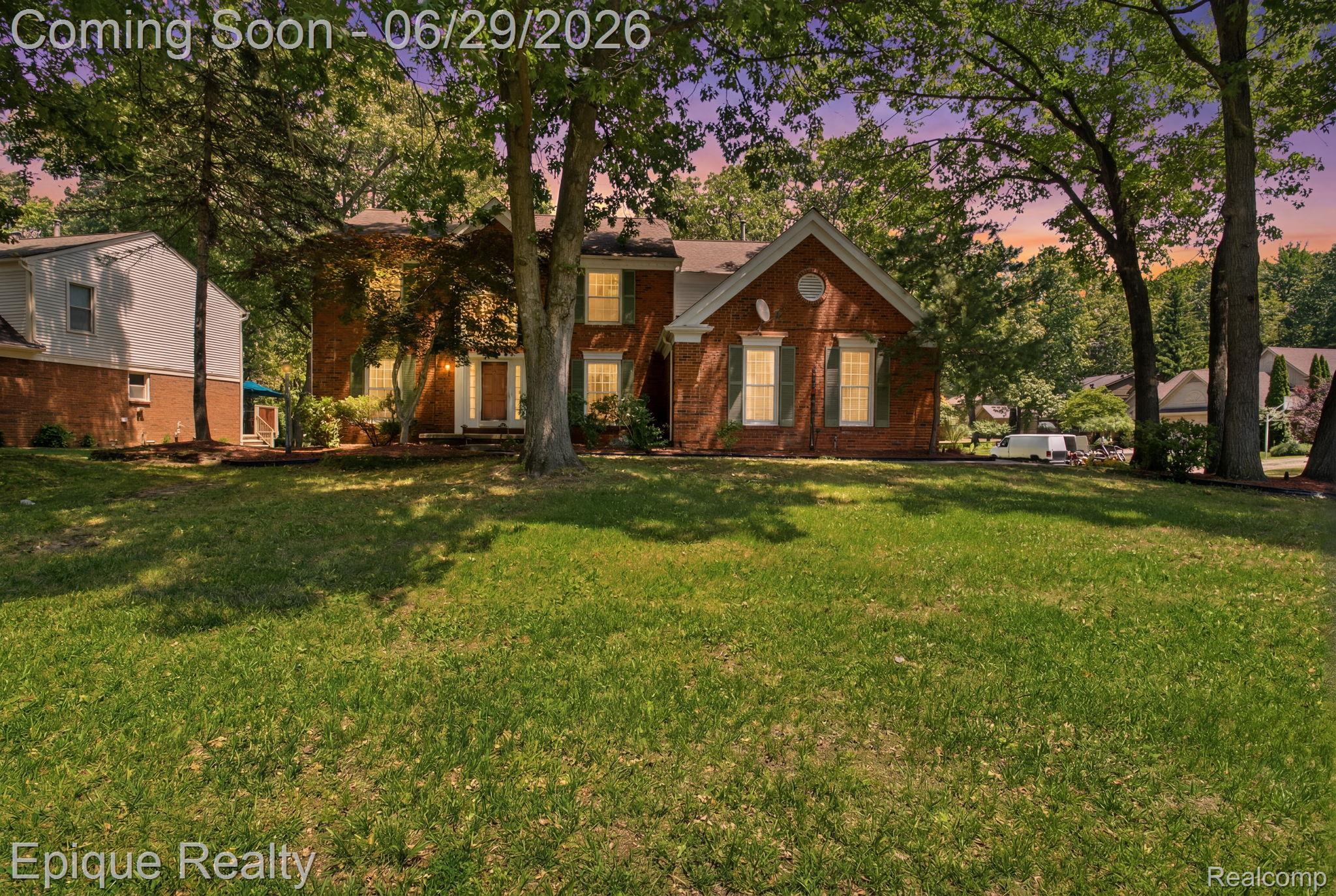1-web-or-mls-3261 Windwood Rd West Bloomfield Township, MI 48324.jpg