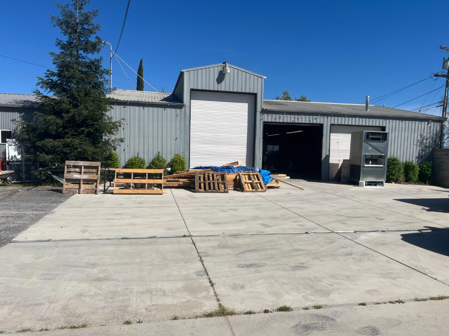 331-332 Pine Street Ripon, CA 95366 - Photo 4 of 4