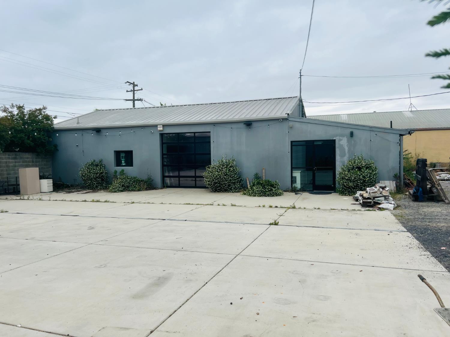 331-332 Pine Street Ripon, CA 95366 - Photo 7 of 27