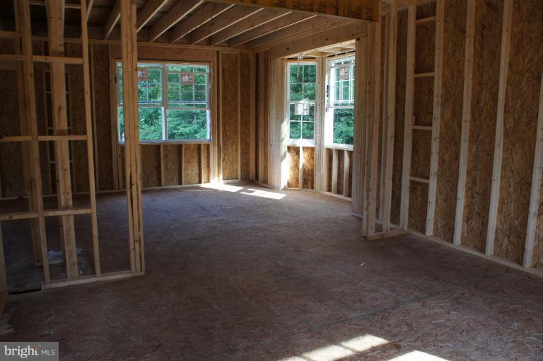 1580 Emmanuel Church Road Huntingtown, MD 20639 - Photo 10 of 11 Dining Room