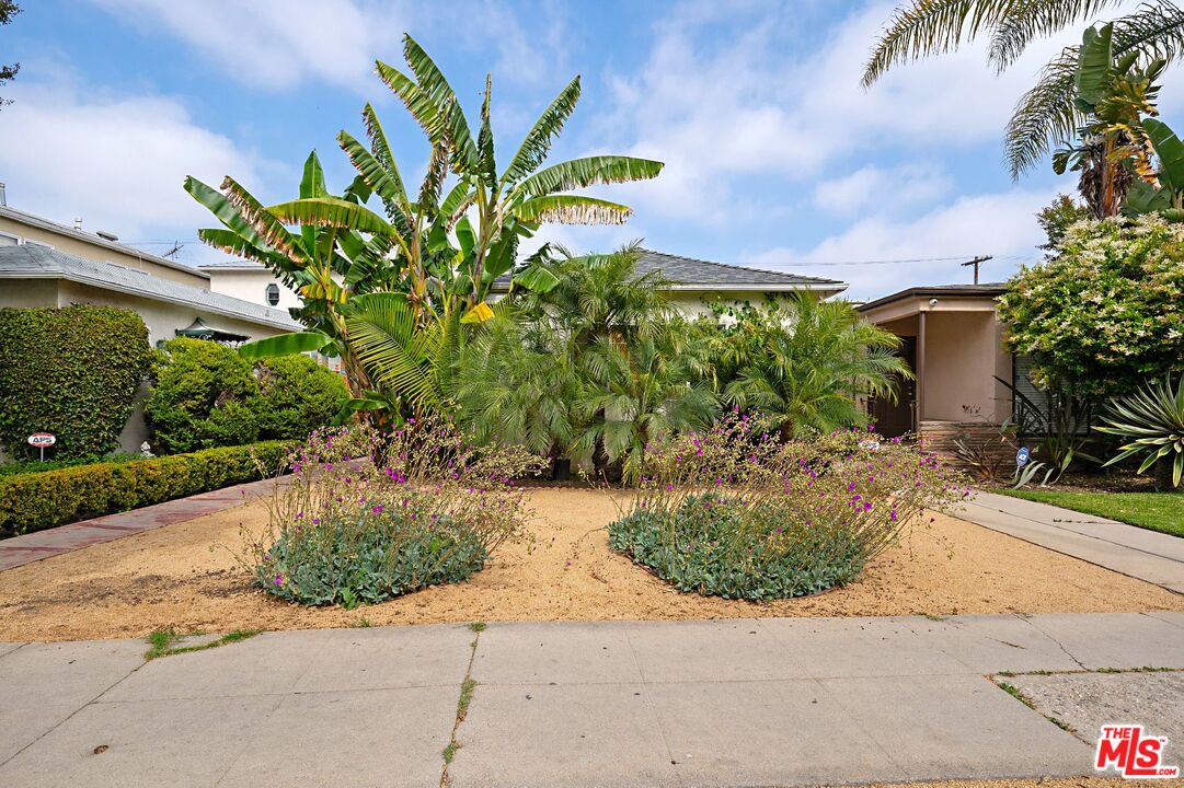 1644 Preuss Road Los Angeles, CA 90035 - Photo 1 of 41 Gallery Image 1