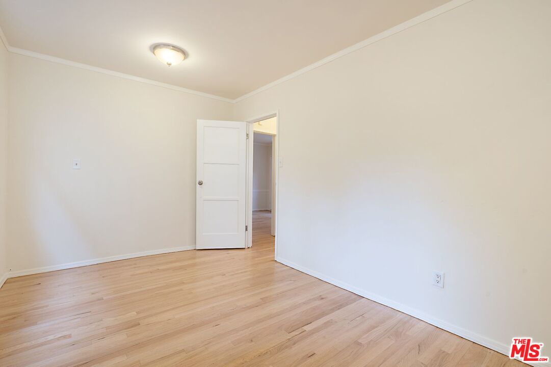 1644 Preuss Road Los Angeles, CA 90035 - Photo 15 of 41 Gallery Image 15