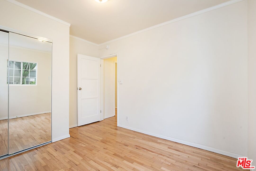 1644 Preuss Road Los Angeles, CA 90035 - Photo 19 of 41 Gallery Image 19