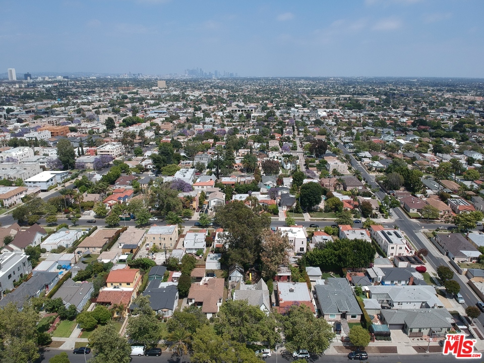 1644 Preuss Road Los Angeles, CA 90035 - Photo 29 of 41 Gallery Image 29
