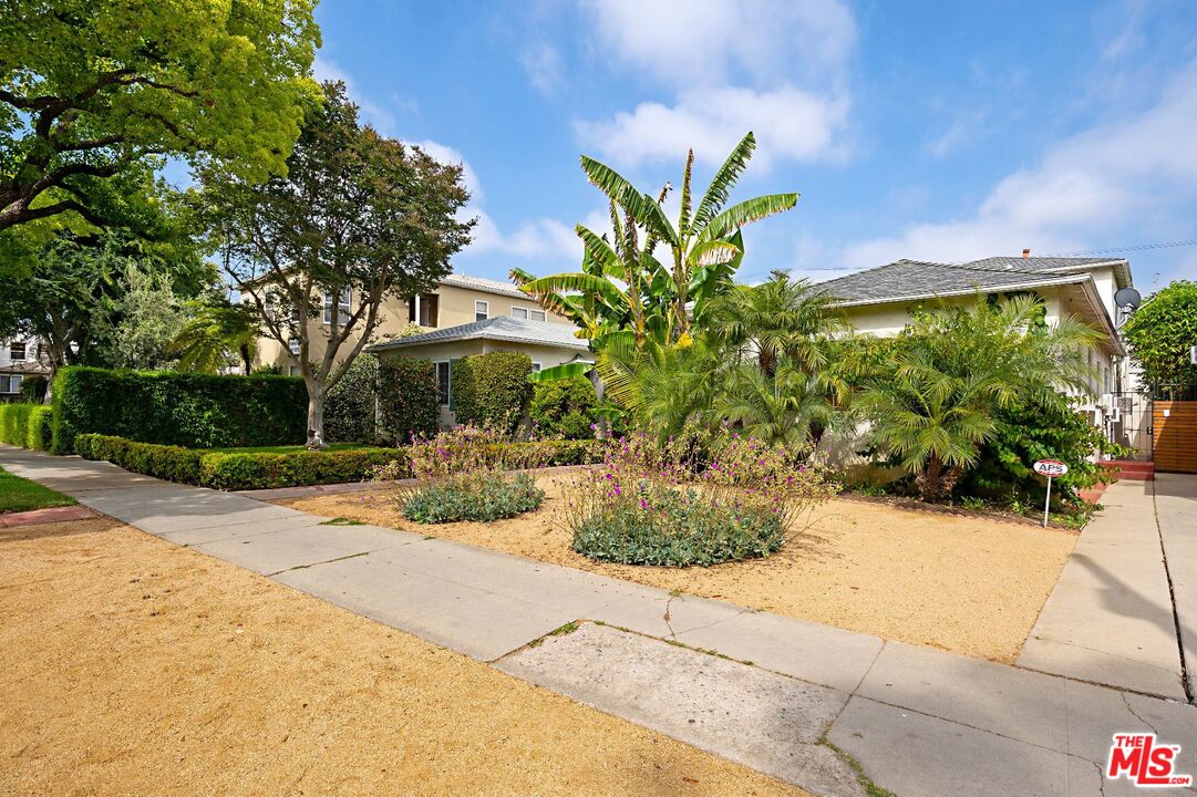 1644 Preuss Road Los Angeles, CA 90035 - Photo 4 of 41 Gallery Image 4