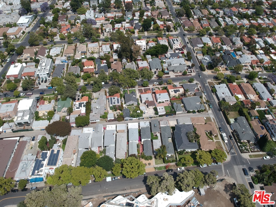 1644 Preuss Road Los Angeles, CA 90035 - Photo 36 of 41 Gallery Image 36
