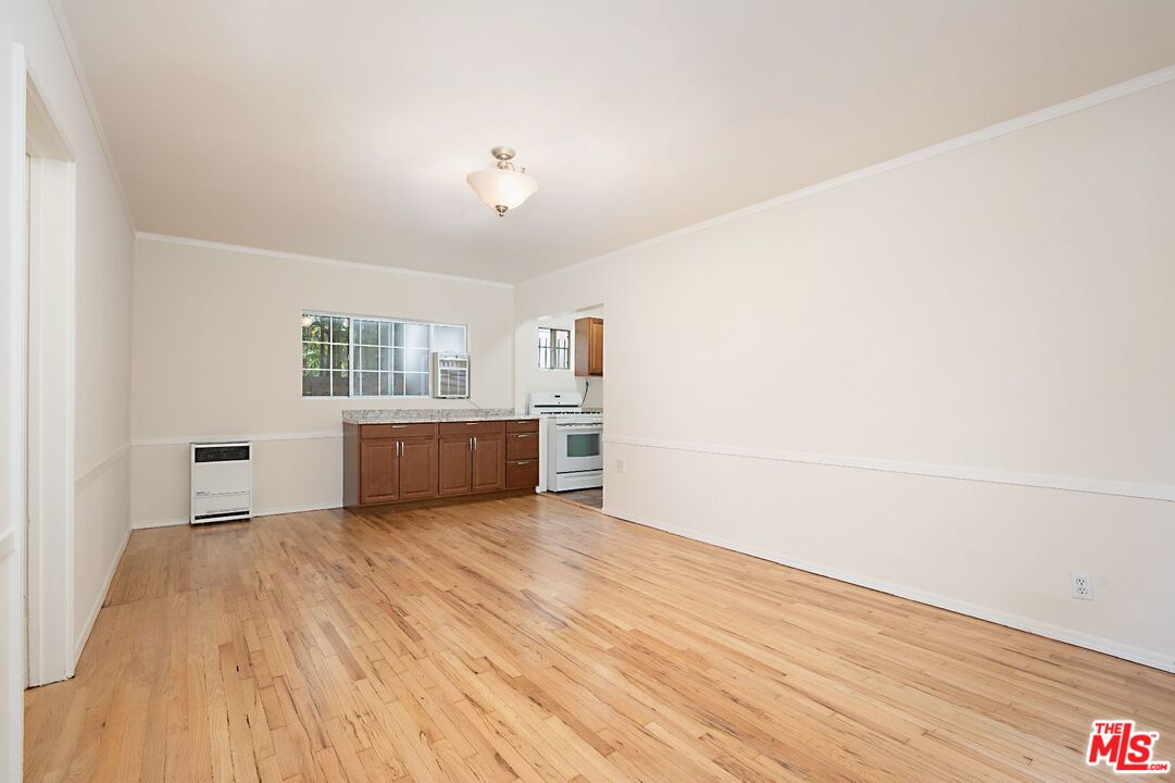 1644 Preuss Road Los Angeles, CA 90035 - Photo 7 of 41 Gallery Image 7