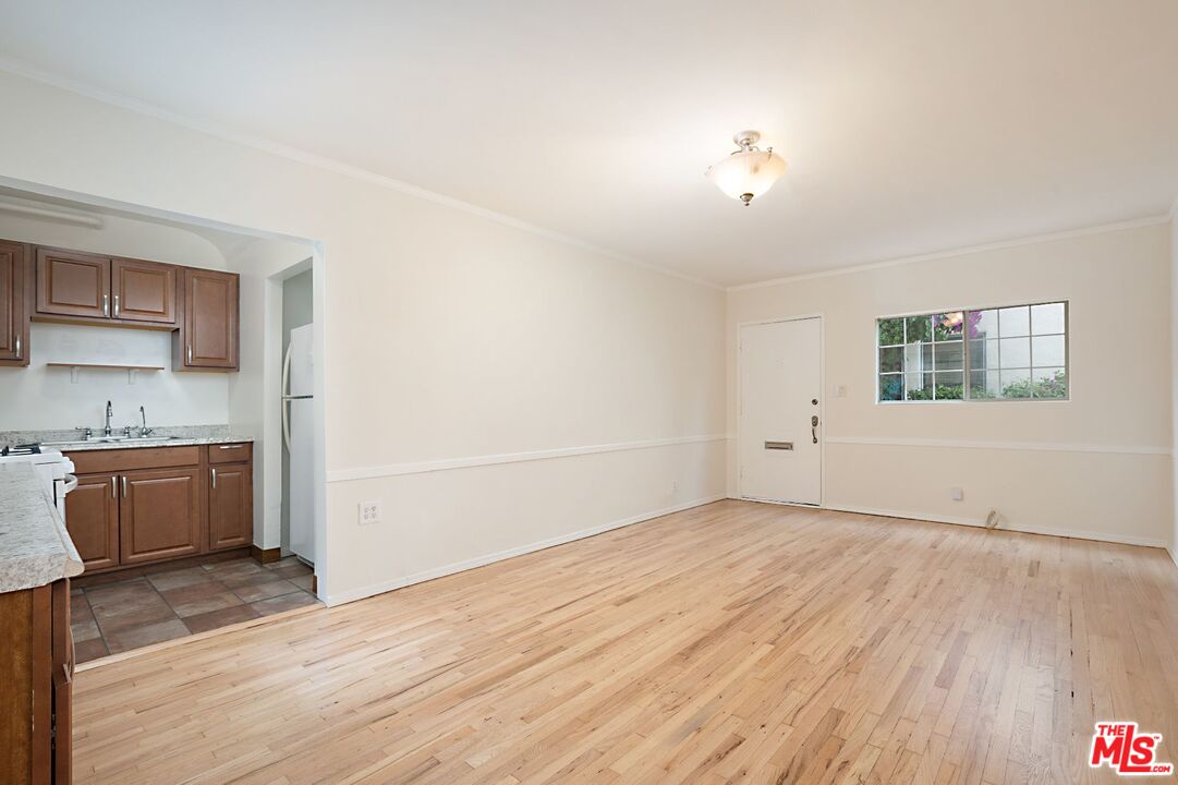 1644 Preuss Road Los Angeles, CA 90035 - Photo 8 of 41 Gallery Image 8