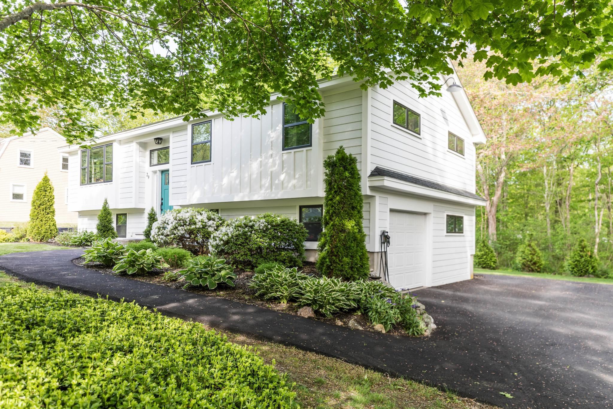 29 Frontier Street Rye, NH 03870 - Photo 3 of 34