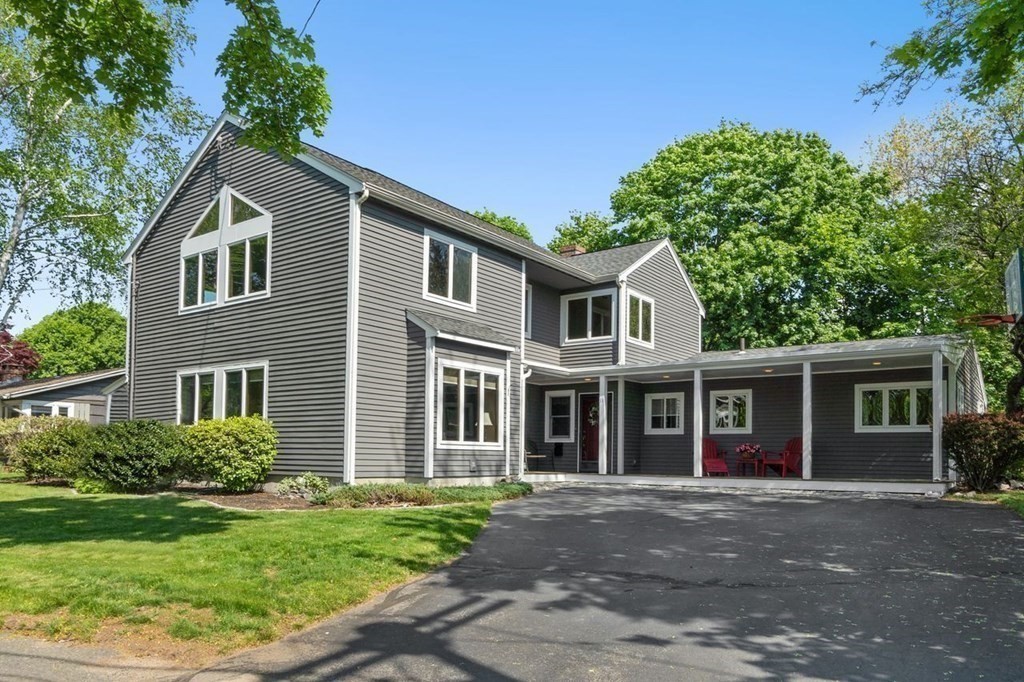 11 Amherst Road Beverly, MA 01915 - Photo 1 of 33 Gallery Image 1