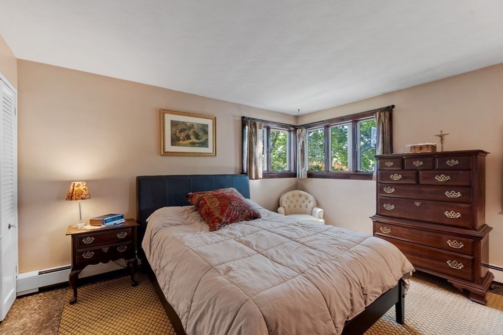 11 Amherst Road Beverly, MA 01915 - Photo 11 of 33 Gallery Image 11