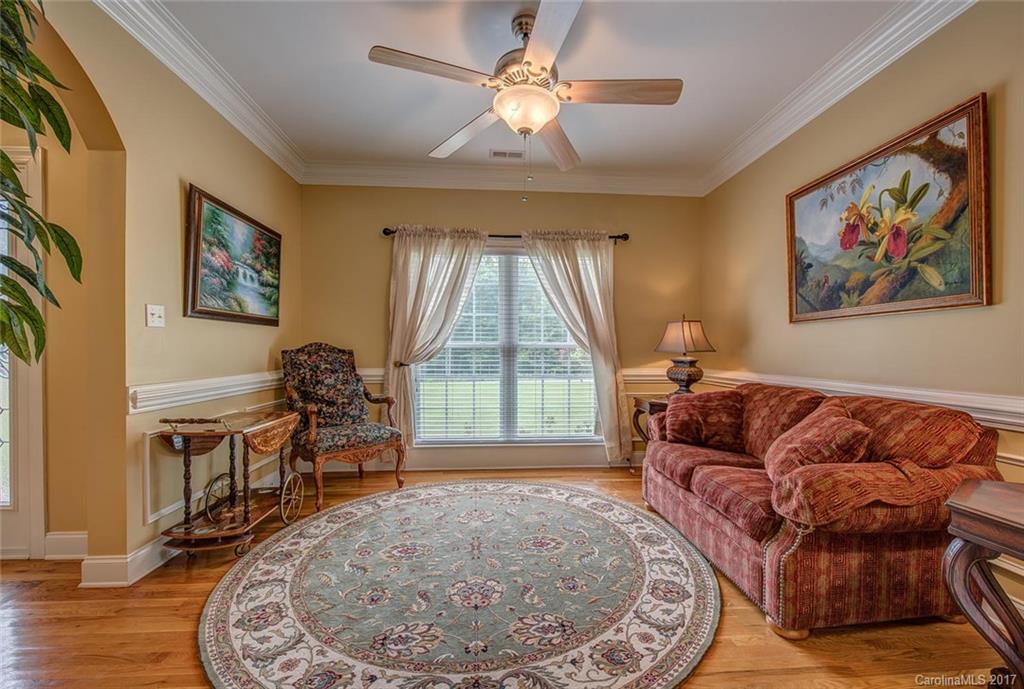 4520 Linwood Road Gastonia, NC 28052 - Photo 4 of 23 Gallery Image 4
