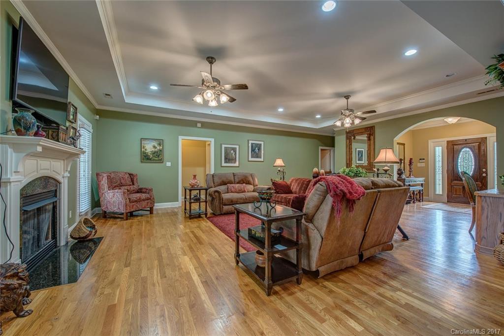 4520 Linwood Road Gastonia, NC 28052 - Photo 9 of 23 Gallery Image 9
