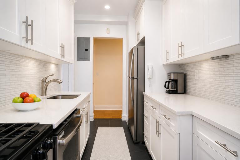 425 Riverside Drive, Unit 4H Manhattan, NY 10025 - Photo 3 of 18 Photo 3