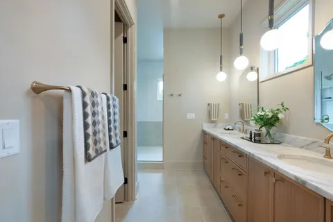 $1,894,900 | 411 Acklen Park Drive, Nashville, TN 37205