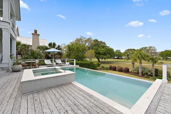 $19,995 | 571 Wading Place, Charleston, SC 29492