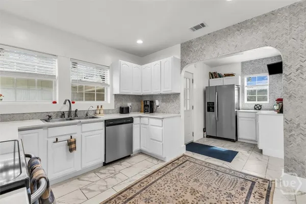 $318,545 | 686 South 4th Street, Jesup, GA 31545