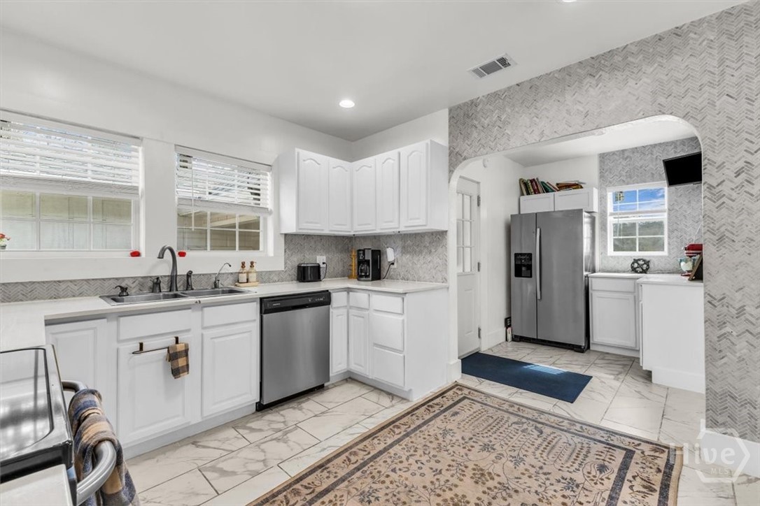 686 South 4th Street Jesup, GA 31545 - Photo 14 of 50