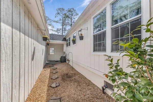 $318,545 | 686 South 4th Street, Jesup, GA 31545