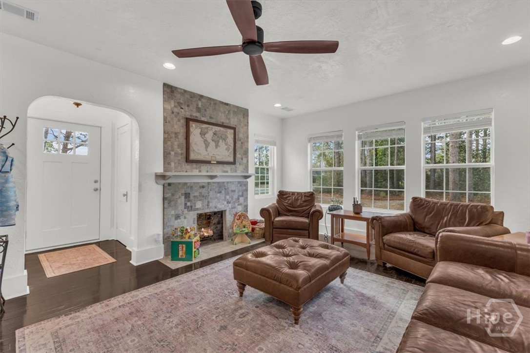 686 South 4th Street Jesup, GA 31545 - Photo 7 of 50