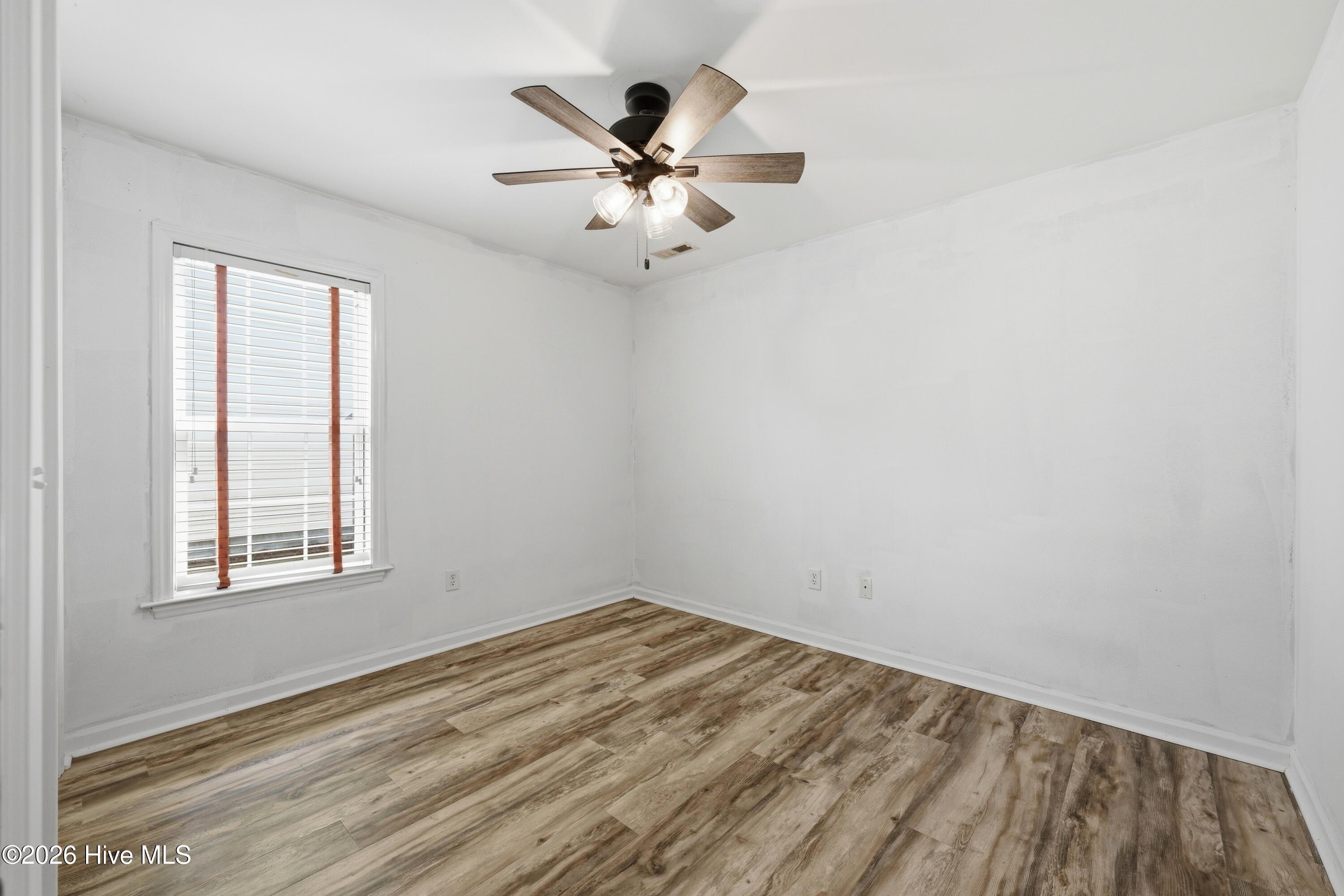 128 Bermuda View New Bern, NC 28560 - Photo 21 of 41