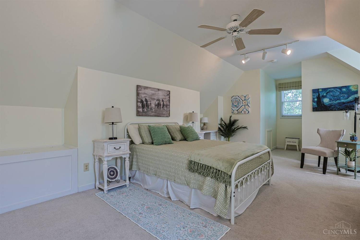 723 Nunner Road Maineville, OH 45039 - Photo 40 of 98 Spacious bedroom with lots of storage