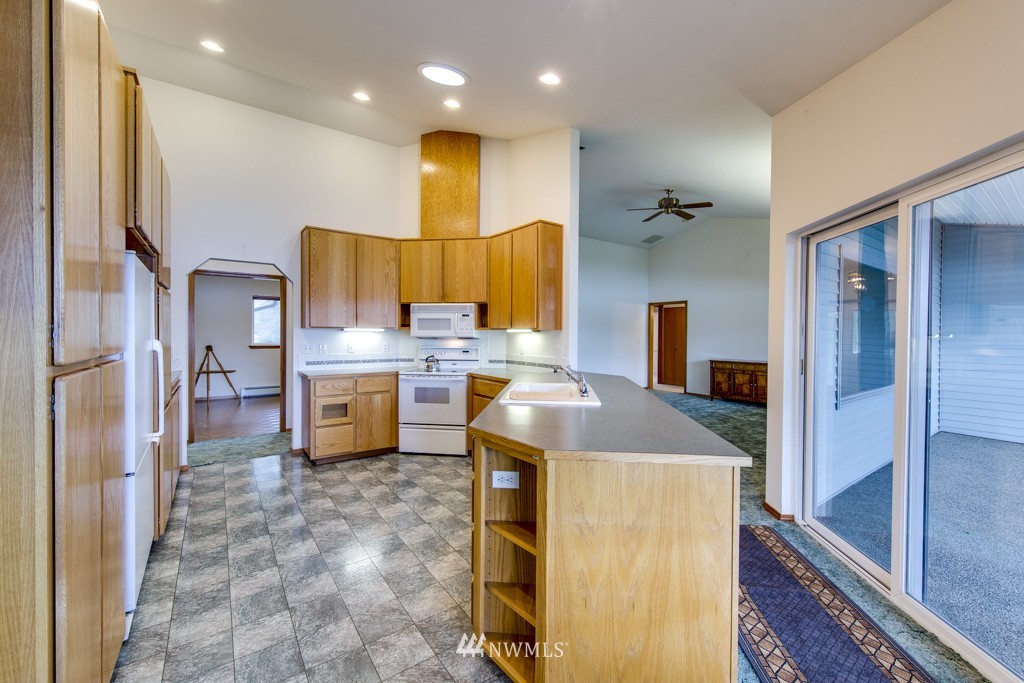 16280 Pearson Road Northeast Poulsbo, WA 98370 - Photo 11 of 25 Gallery Image 11