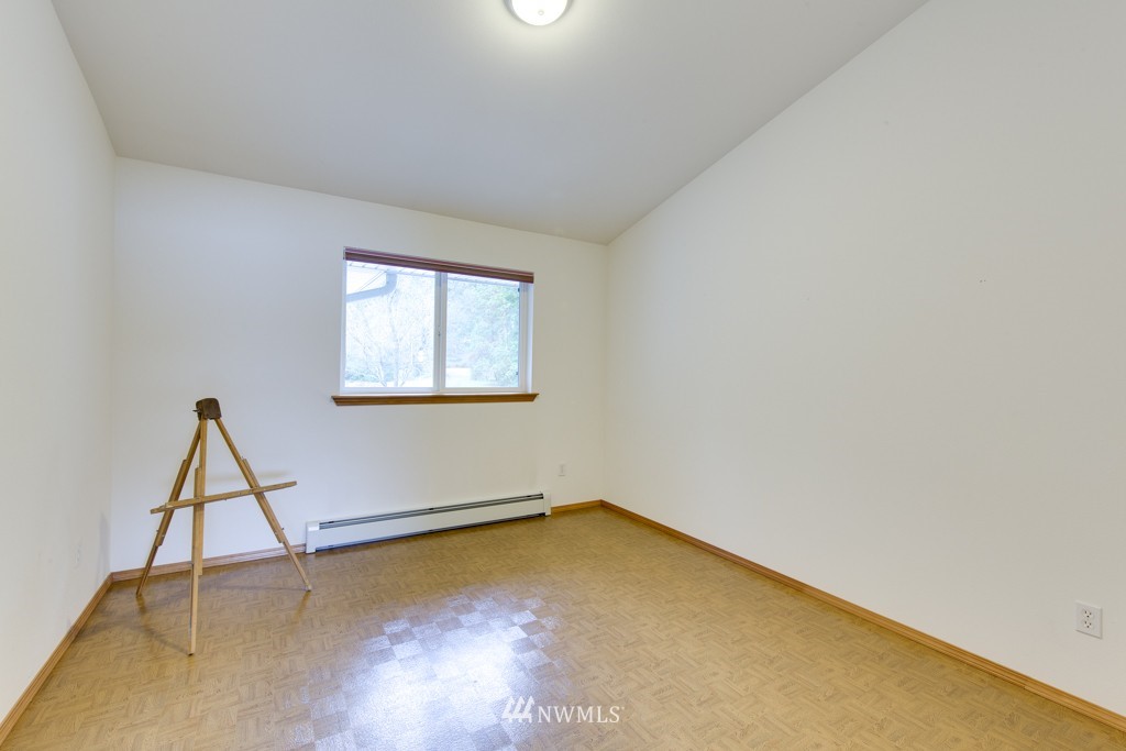 16280 Pearson Road Northeast Poulsbo, WA 98370 - Photo 21 of 25 Gallery Image 21