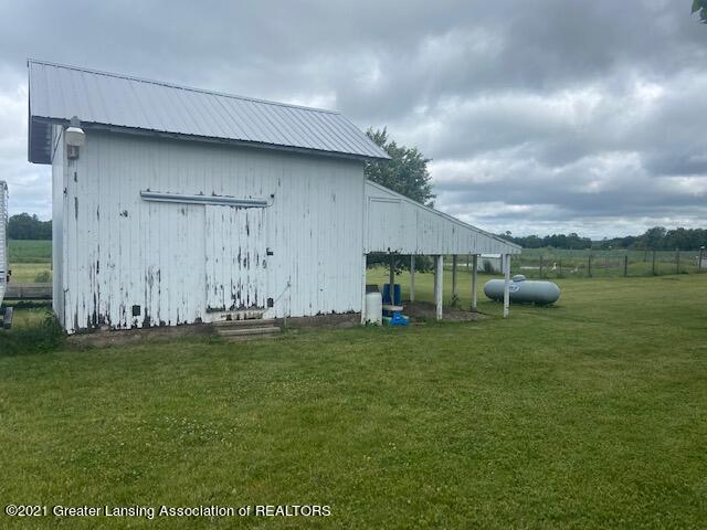 9703 Norris Road Dewitt, MI 48820 - Photo 21 of 26 IMG_1395