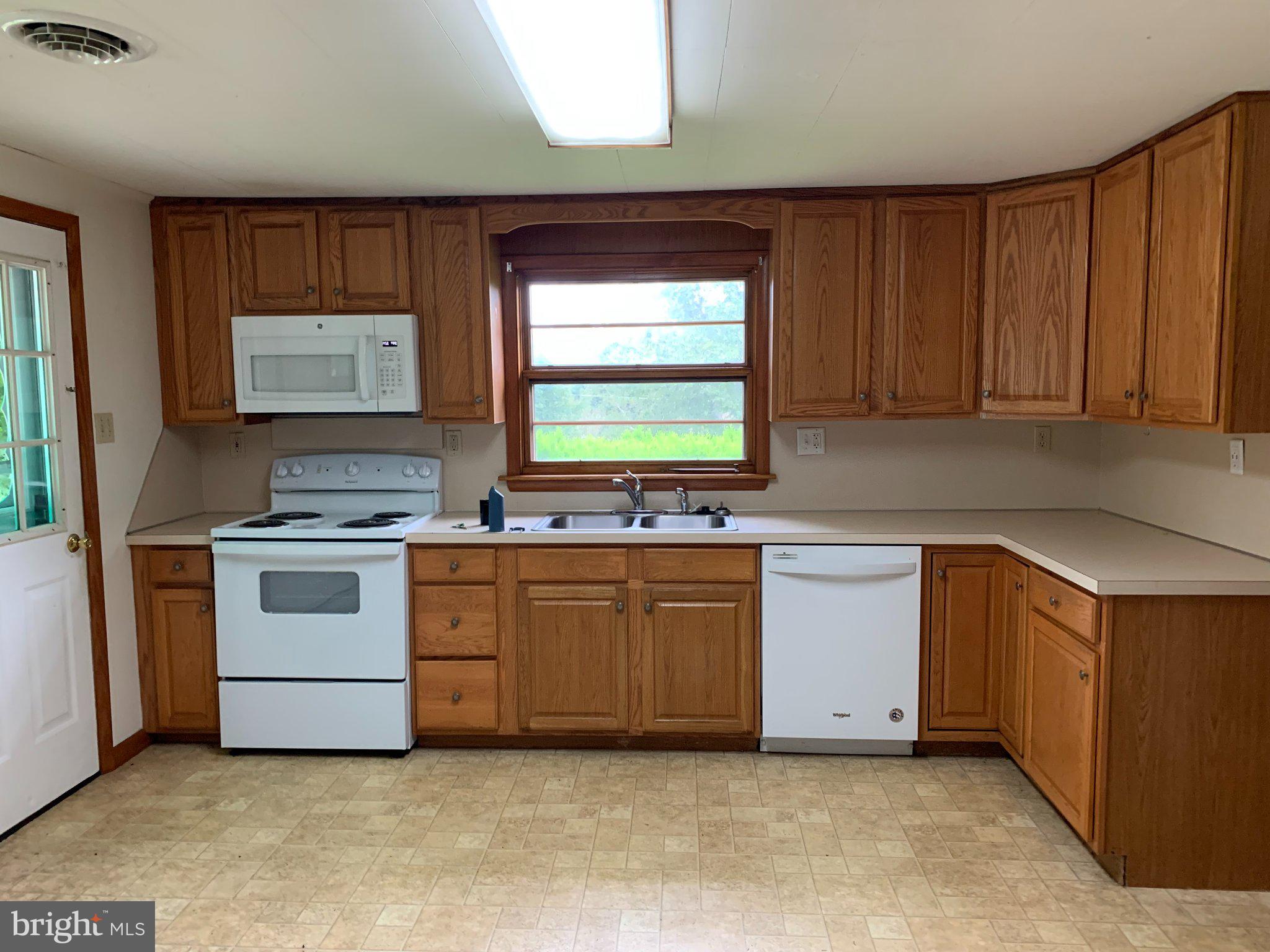 315 York Road Carlisle, PA 17013 - Photo 11 of 27 Gallery Image 11