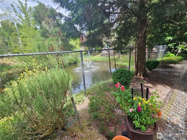 $300,000 | 13306 Southeast 272nd Street, Unit H103, Kent, WA 98042