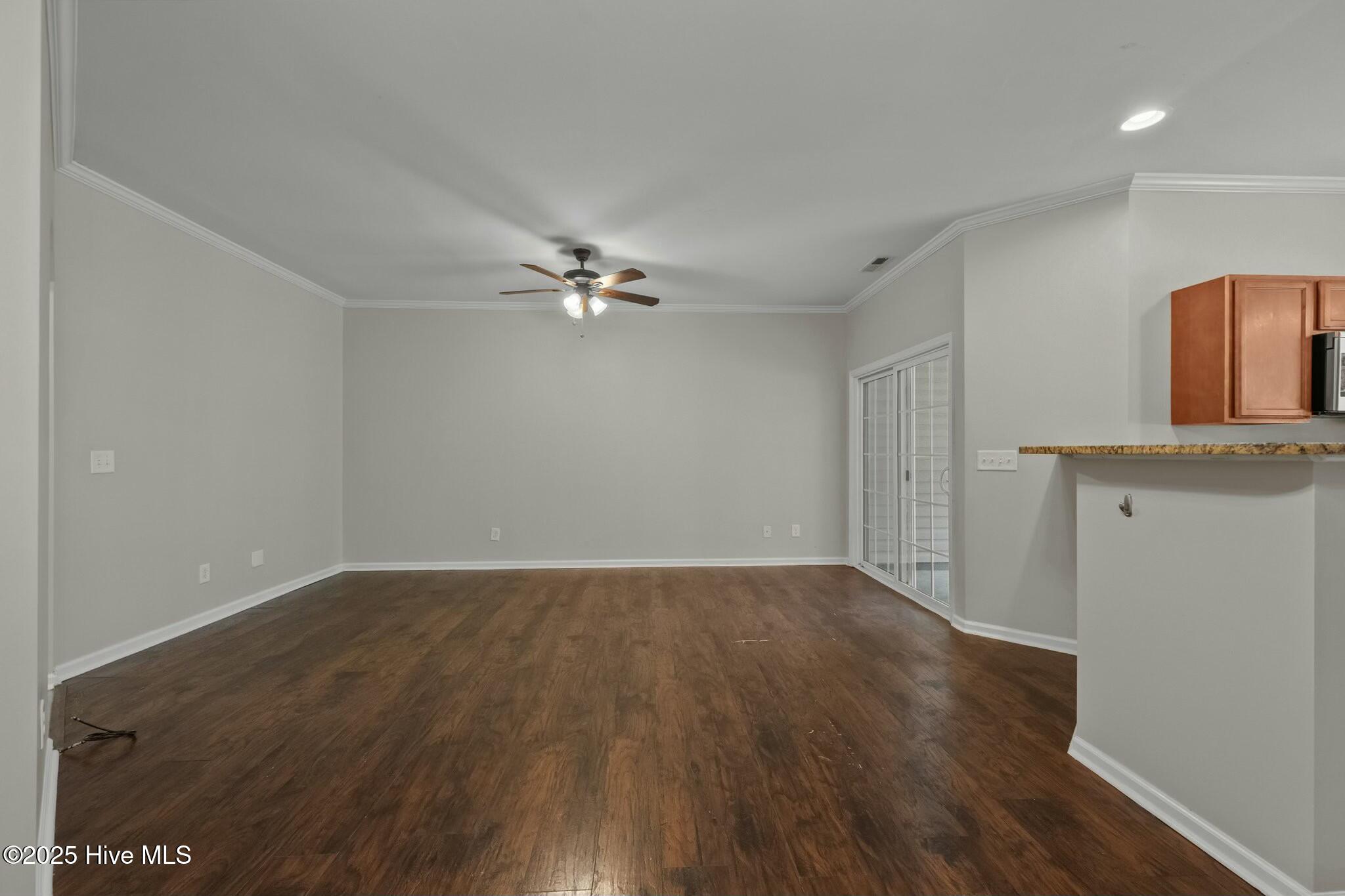 307 Cedar Island Trail Holly Ridge, NC 28445 - Photo 8 of 43 tempImageqRfXTG