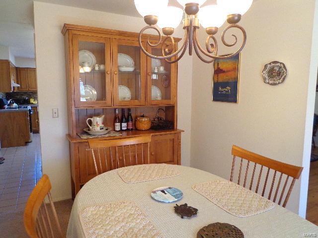 9153 Garber Road St. Louis, MO 63126 - Photo 9 of 30 Gallery Image 9