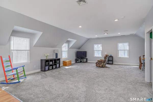 $1,050,000 | 17 Weldon Woods Road, New Fairfield, CT 06812