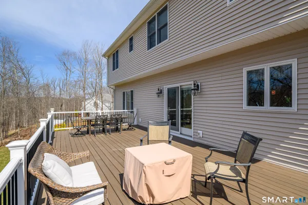 $1,050,000 | 17 Weldon Woods Road, New Fairfield, CT 06812
