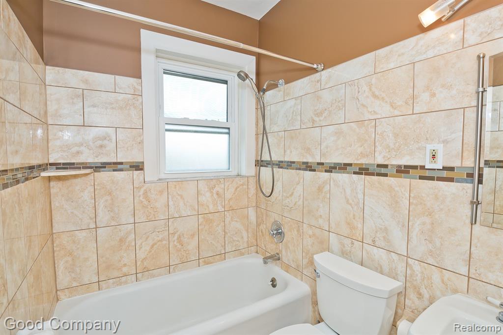 327 Southfield Road, Unit 3BS Birmingham, MI 48009 - Photo 37 of 51